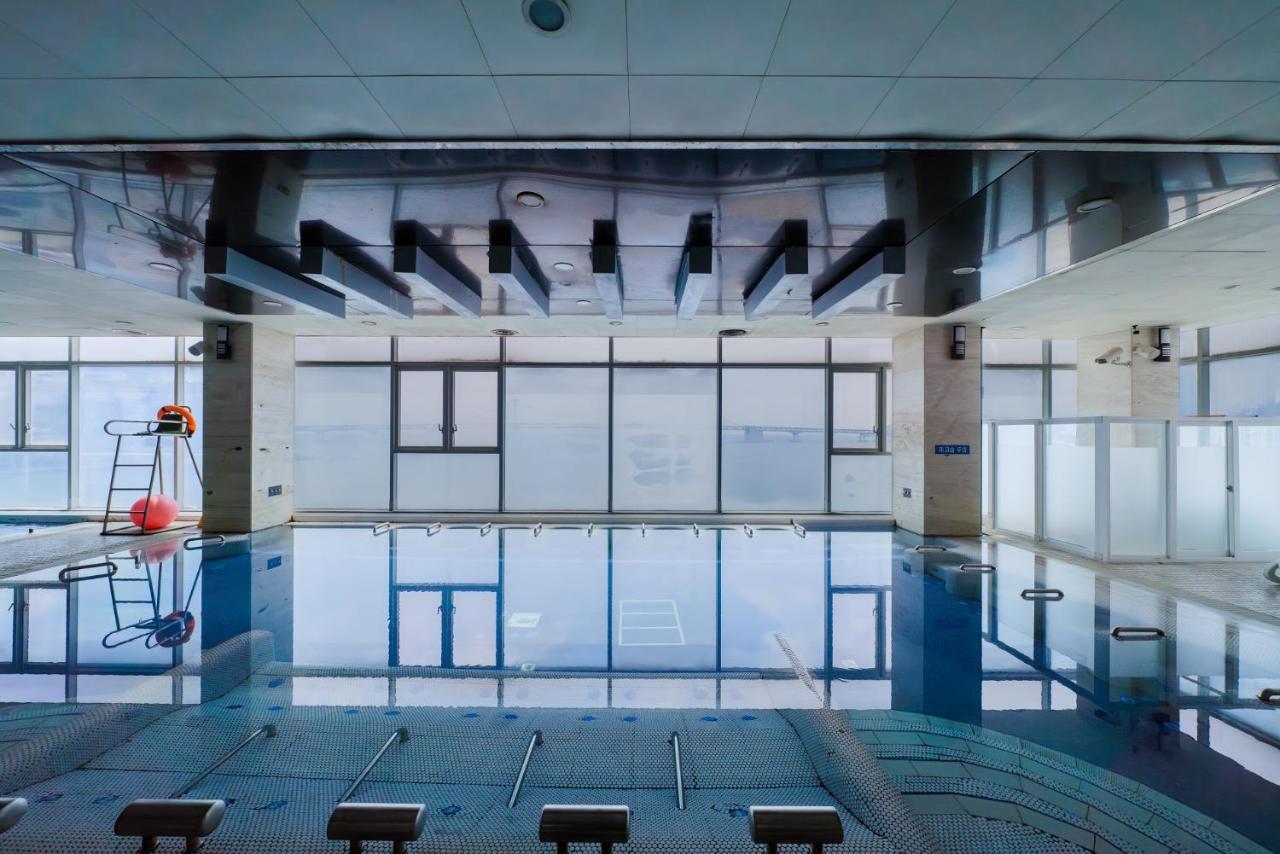 Hotel Aqua Palace Busan Exterior photo