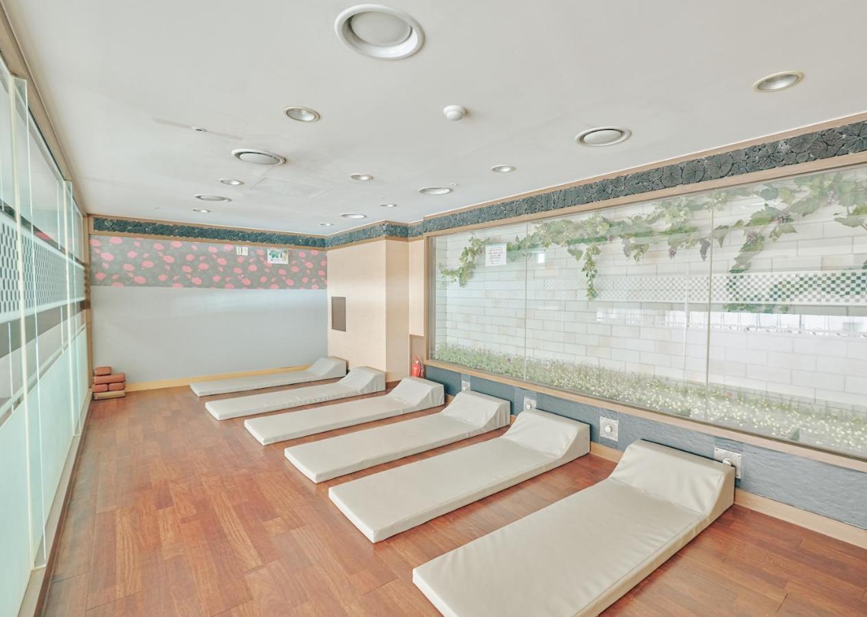 Hotel Aqua Palace Busan Exterior photo